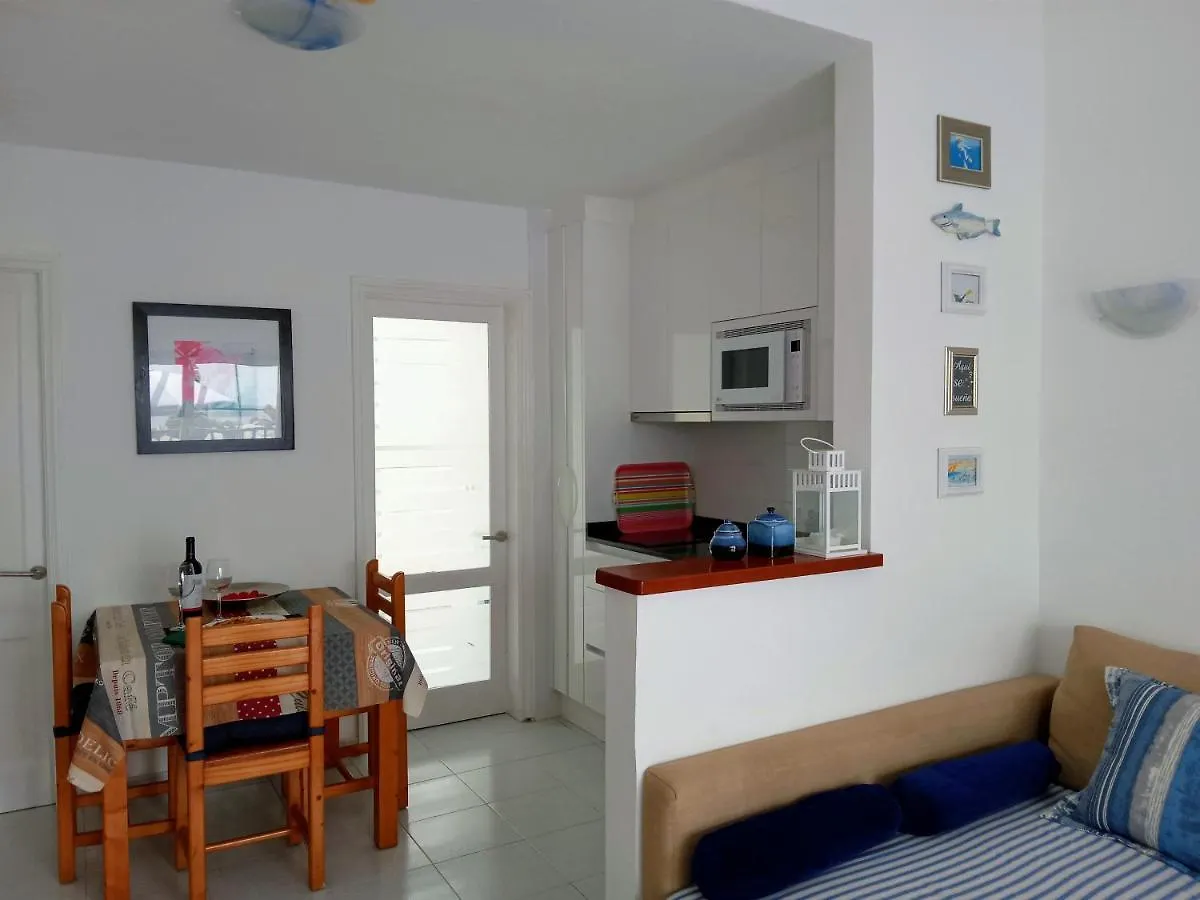 Aguazul - A Pie De Piscina Y Vistas Al Mar Apartment Puerto del Carmen