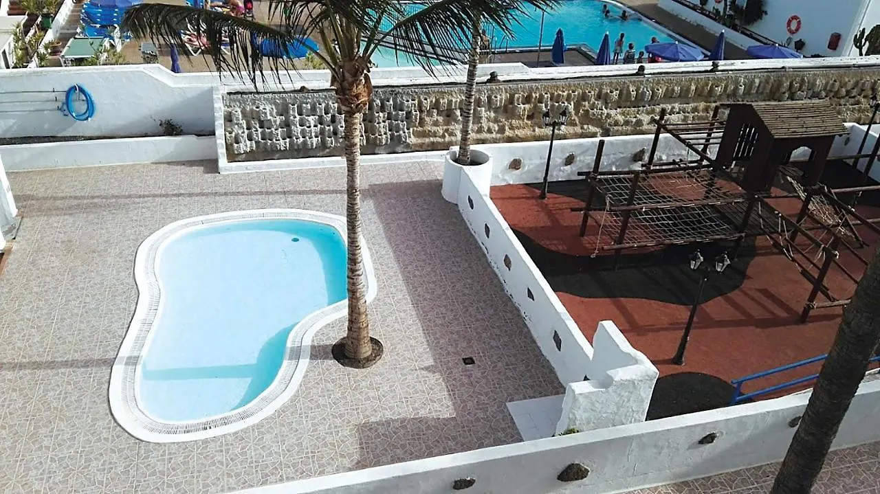 Aguazul - A Pie De Piscina Y Vistas Al Mar Apartment Puerto del Carmen  Puerto del Carmen (Lanzarote)